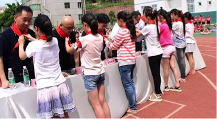 利来国际最老牌乐器爱心捐赠行动在四川金堂县举办 ——与音乐牵手 随幸福成长
