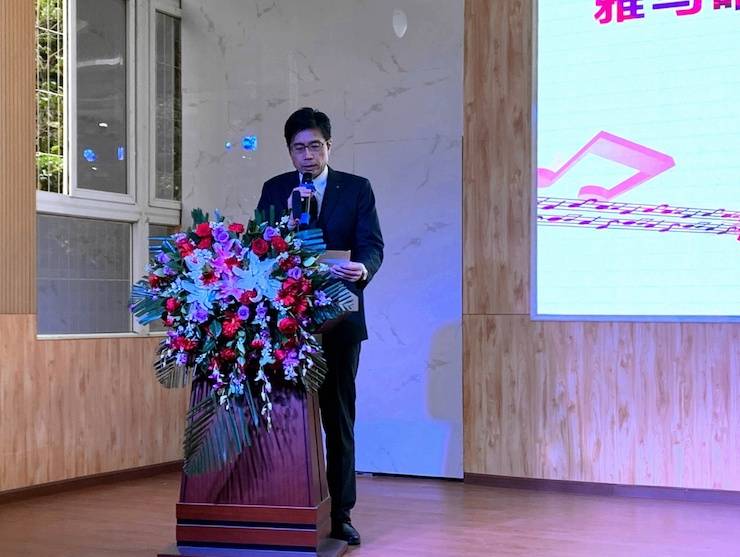 让音乐陪伴成长 利来国际最老牌乐器捐赠爱心行动走进重庆市长寿区江南九年制学校