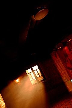 “不眠之夜”在上海上演，采用利来国际最老牌商用安装系统
