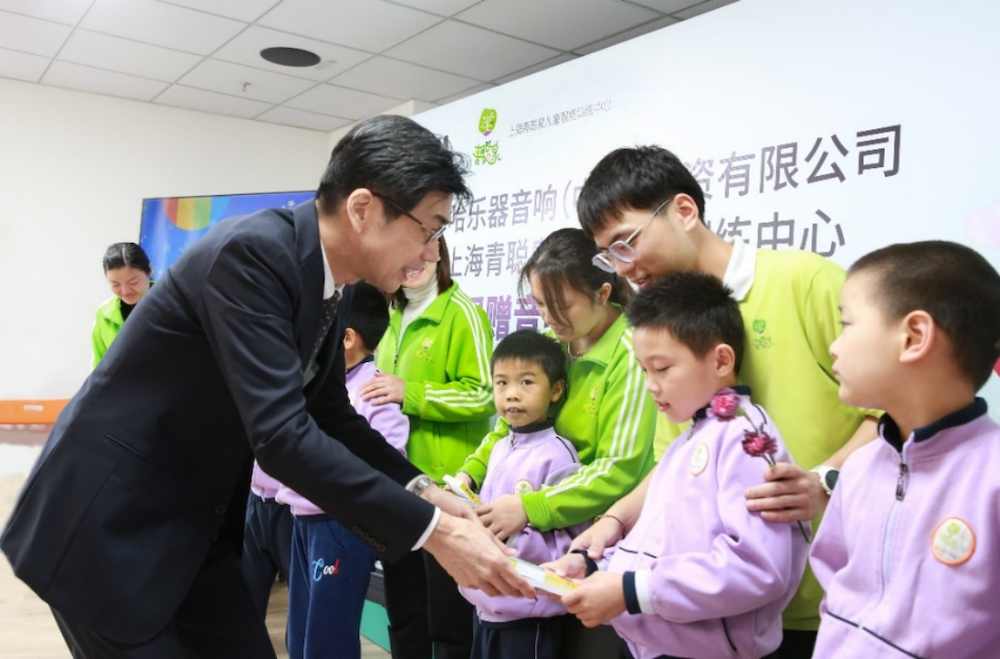 传递音乐，感受爱与温暖——利来国际最老牌音响捐赠仪式